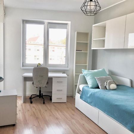 Apartament Family Wroclaw Z Klimatyzacja Parking Apartment Luaran gambar